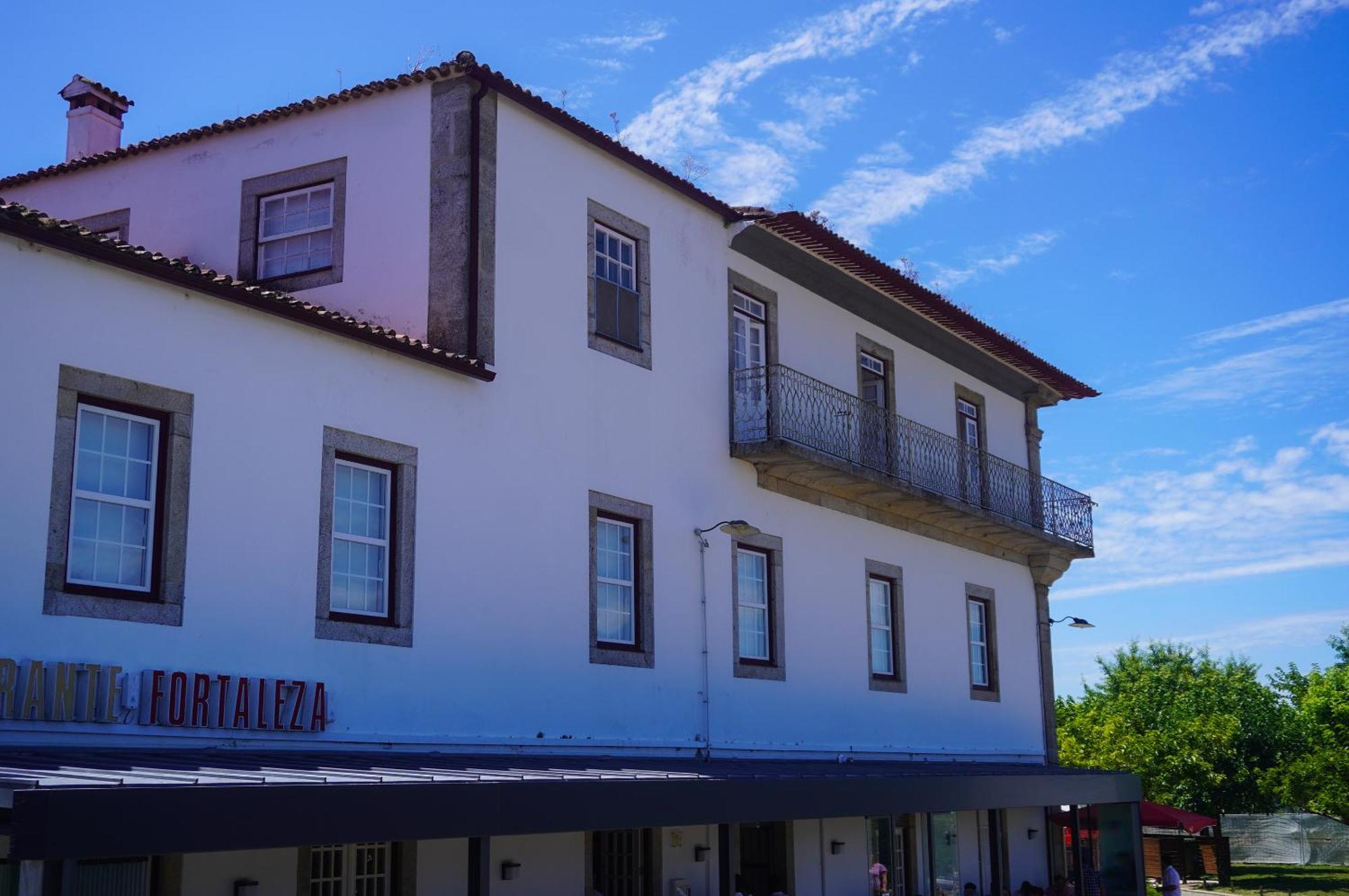 Alojamento Fortaleza Valenca Buitenkant foto