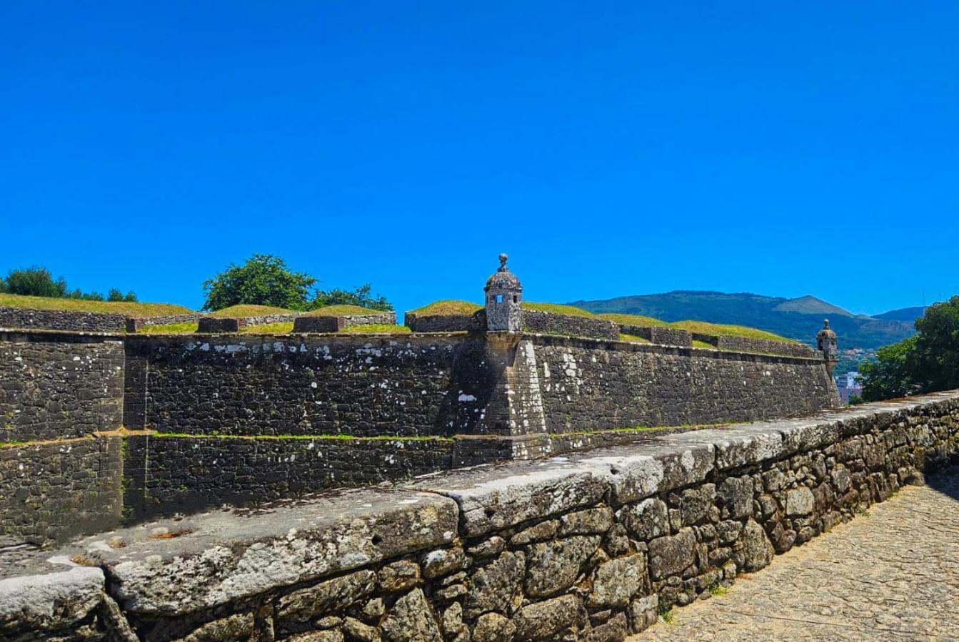 Alojamento Fortaleza Valenca Buitenkant foto