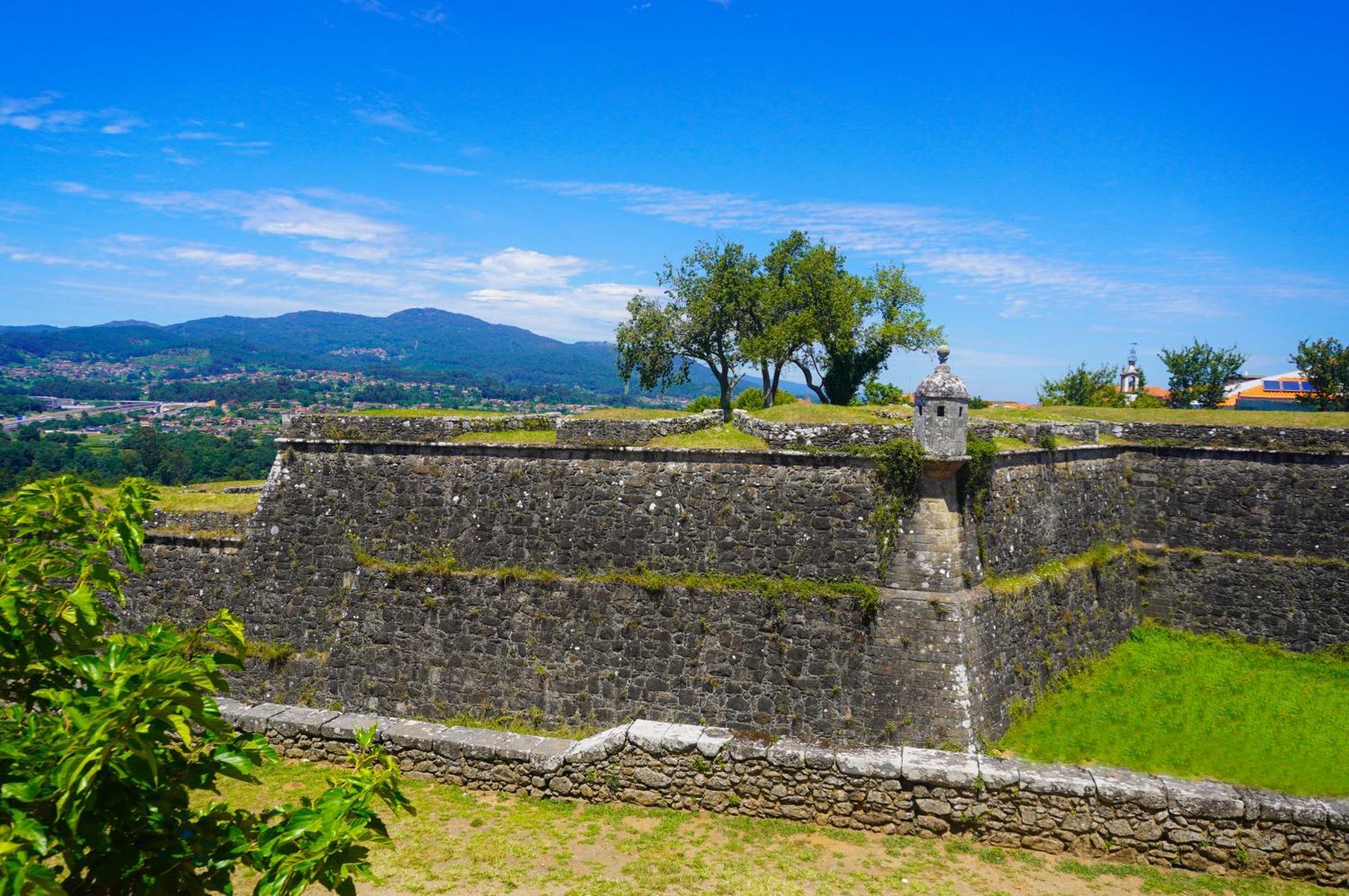 Alojamento Fortaleza Valenca Buitenkant foto